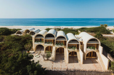 The Arched Elegance of Casona Sforza, Puerto Escondido